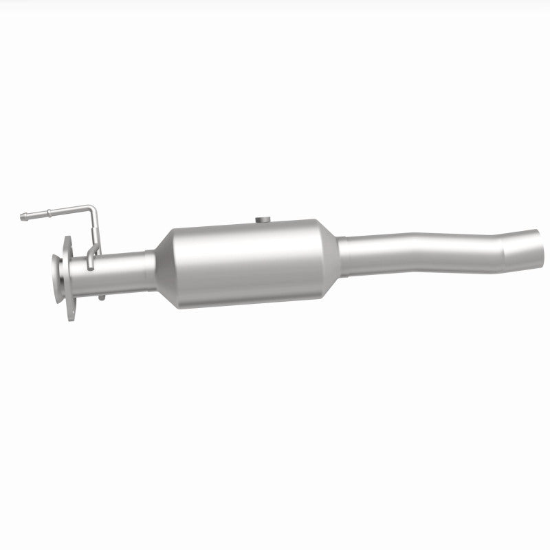 MagnaFlow 18-19 Ford F-450 Super Duty V10 6.8L Underbody Direct Fit Catalytic Converter Magnaflow