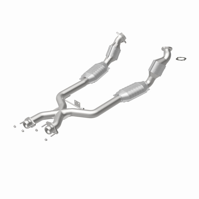 Magnaflow Conv DF 96-98 4.6L *California* Magnaflow