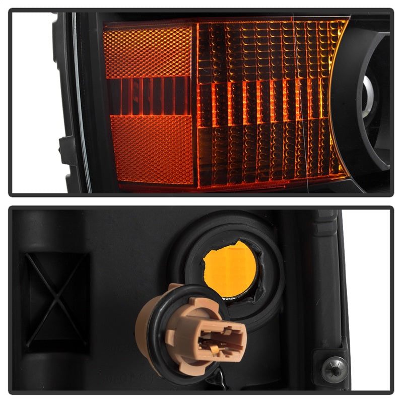 xTune 14-15 GMC Sierra 1500 OEM Style Halogen Headlights - Black (HD-JH-GS14-AM-BK) SPYDER