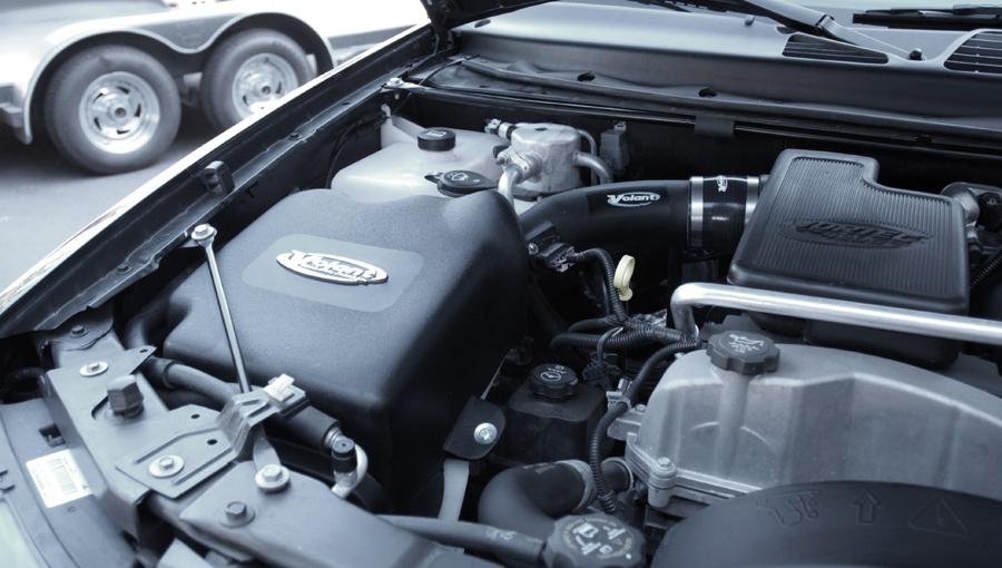 Volant Closed Box Air Intake (Oiled Filter) For 06-09 GMC Envoy, 06-08 Chevrolet Trailblazer, 06-08 Isuzu Ascender 4.2L L6 - 15742 Volant