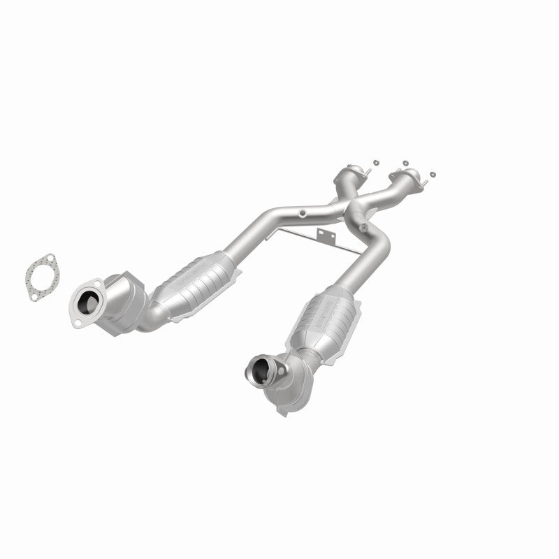Magnaflow Conv DF 96-98 4.6L *California* Magnaflow