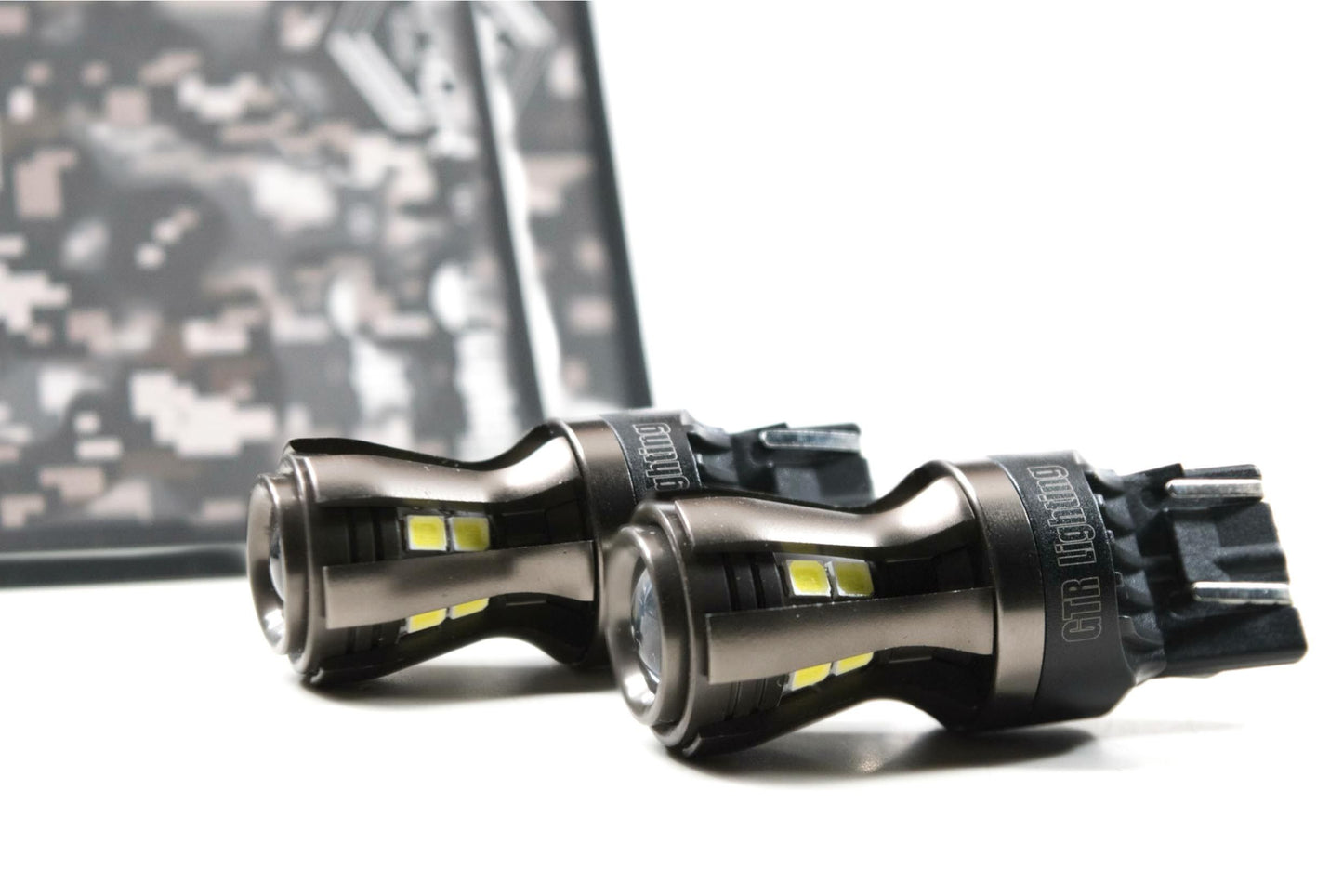 GTR Lighting Armor 7440/7443 LED Bulb Amber - GTR.LED290