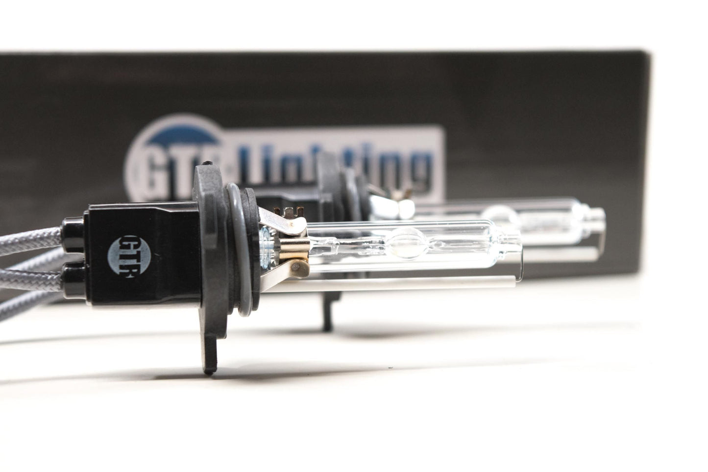 GTR Lighting 4000K 9012 HID Bulbs (Pair) - GTR.N.045