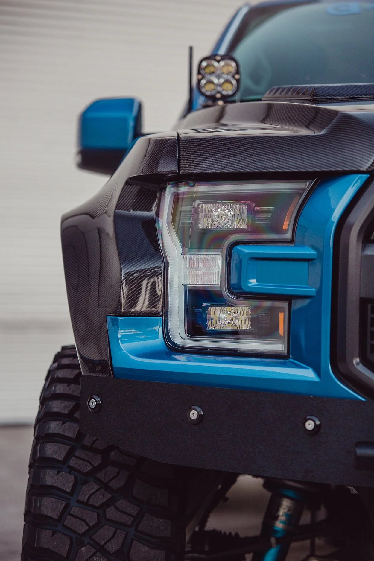 Anderson Composites 17-20 Ford Raptor Wide Carbon Fiber Front Fenders (Pair) - AC-FF17FDRA-W