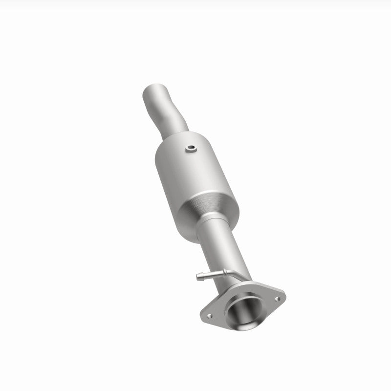 MagnaFlow 09-10 Ford F-550 Super Duty V10 6.8L Rear Underbody Direct Fit Catalytic Converter Magnaflow