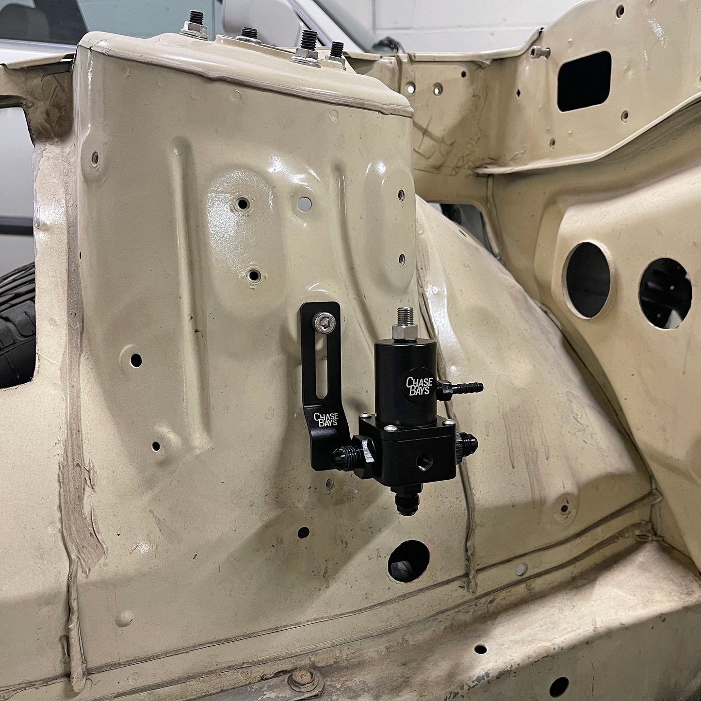 Chase Bays Compact Fuel Pressure Regulator - 2 Port