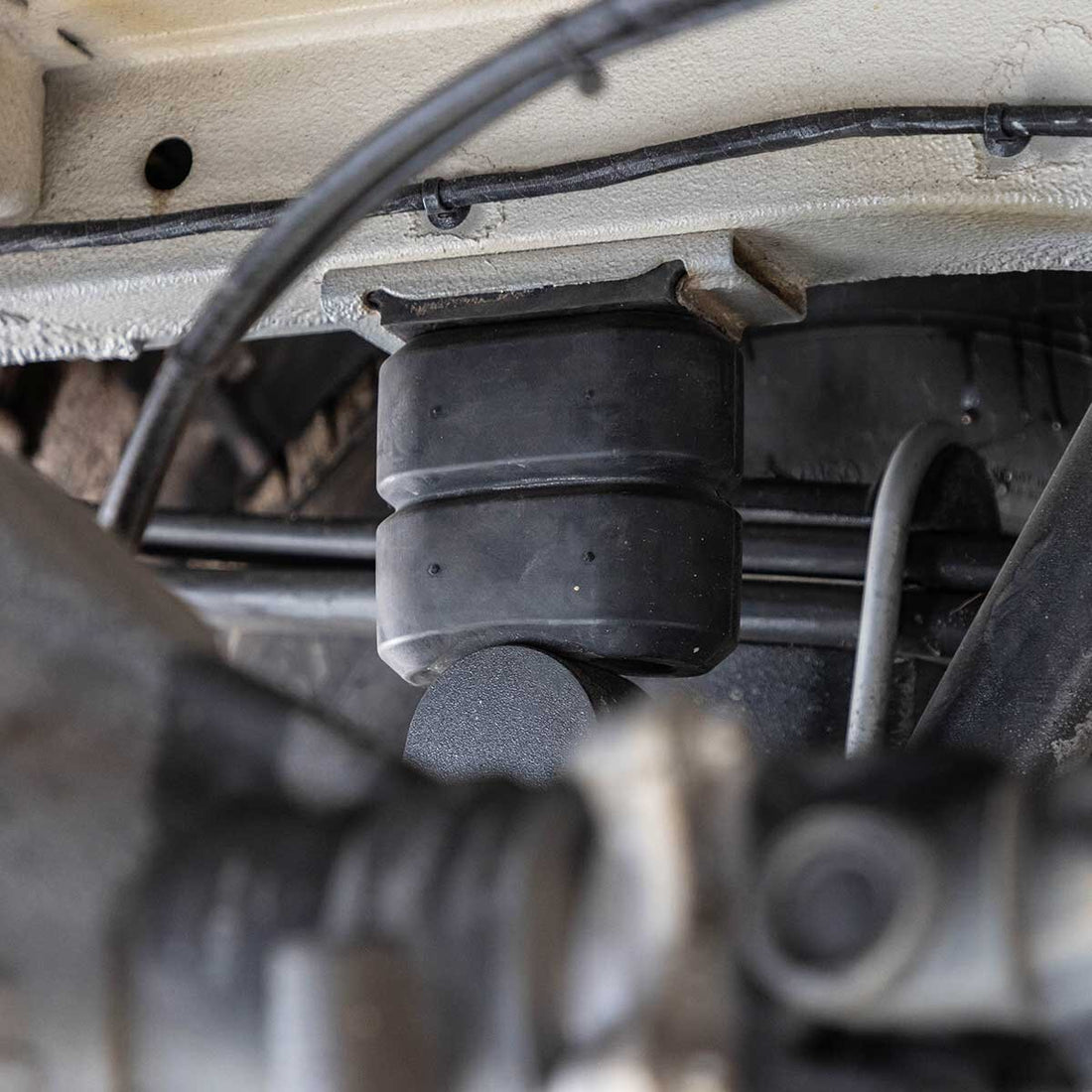 Timbren 2007+ Mercedes Sprinter 3500 Rear Suspension Enhancement System