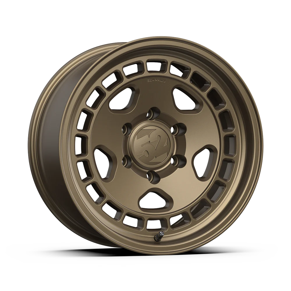 fifteen52 Turbomac HD Classic 17x8.5 5x150 0mm ET 110.3mm Center Bore 4.75in BS Bronze Wheel