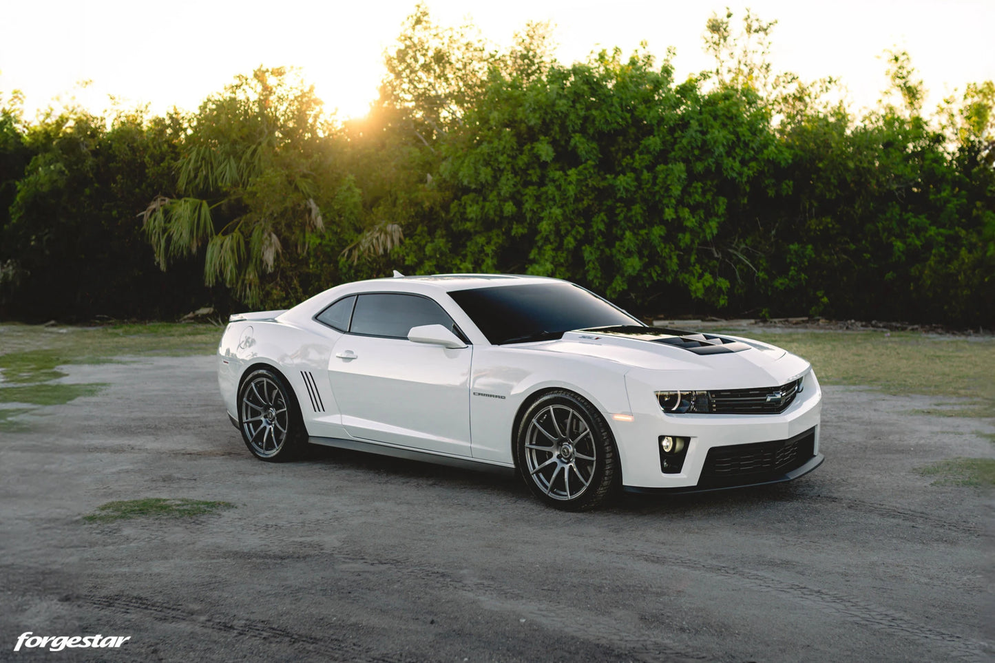 Forgestar 20x10.5 CF10 5x114.3 ET40 BS 7.32 - Gloss Black