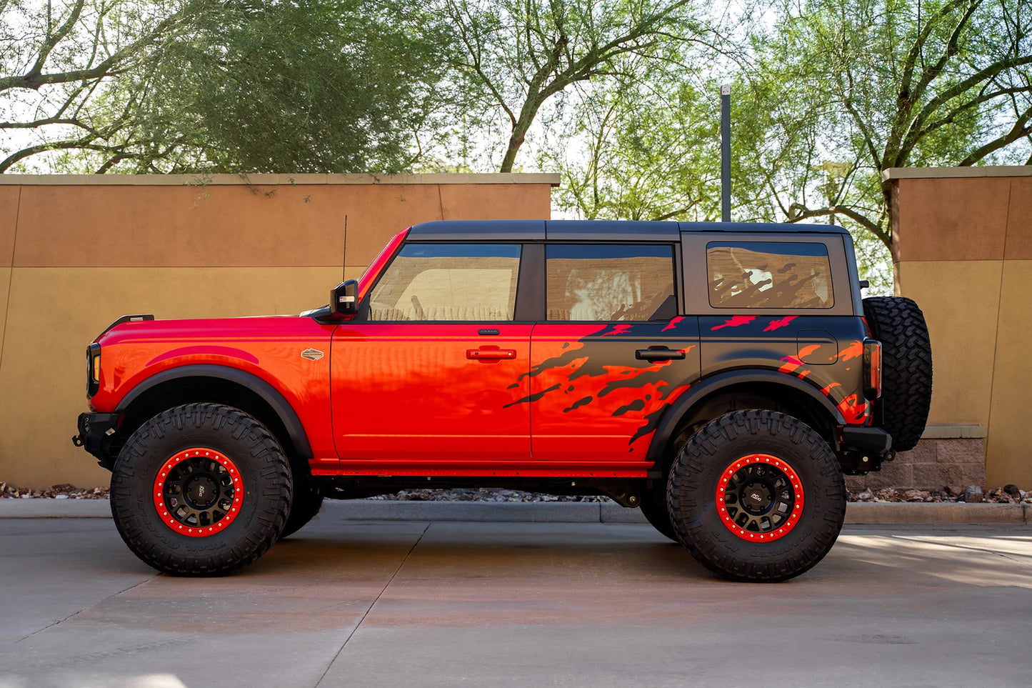 Addictive Desert Designs Stealth Fighter Rear Bumper | 2021–2025 Ford Bronco (R230081370103)