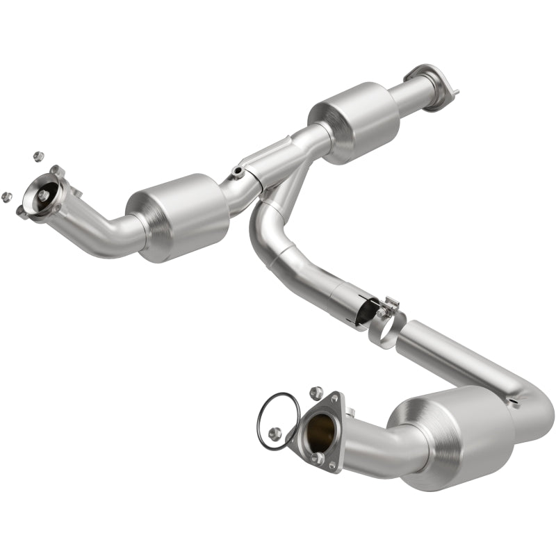 Magnaflow 18-20 Chevrolet Express 2500 Single Underbody 4.3L Direct Fit Catalytic Converter Magnaflow