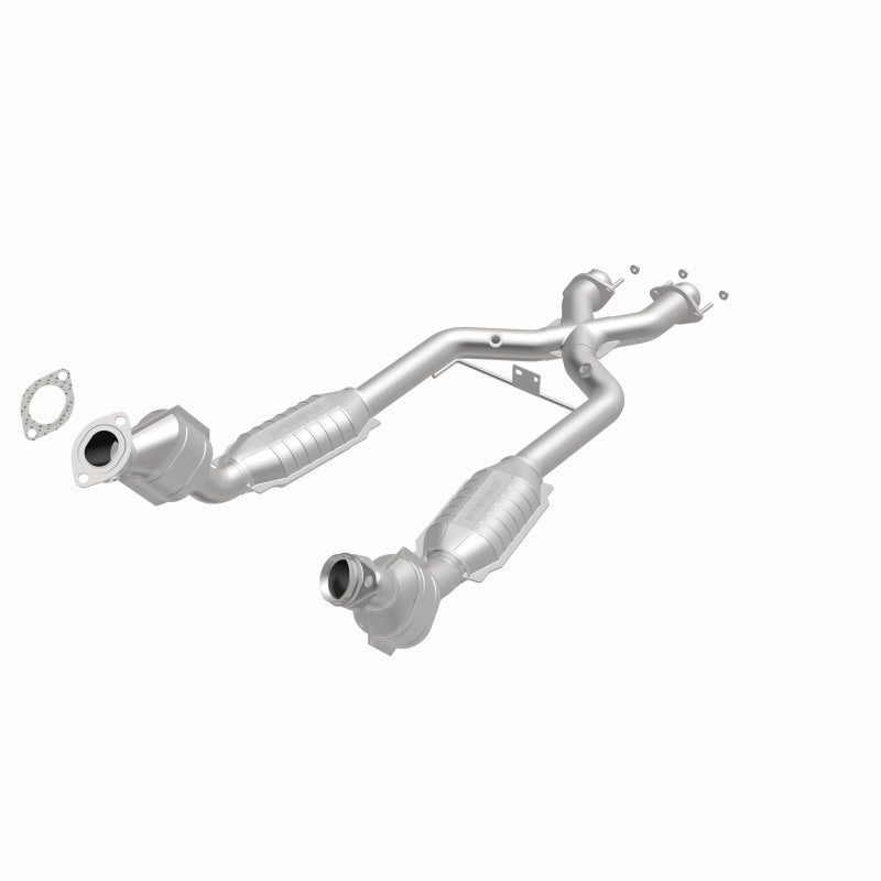 Magnaflow Conv DF 96-98 4.6L *California* Magnaflow