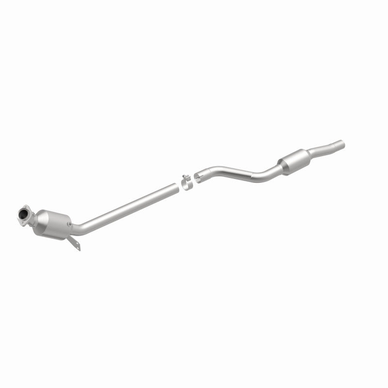 Magnaflow 12-14 C350 V6 3.5 OEM Underbody Direct Fit Converter Magnaflow