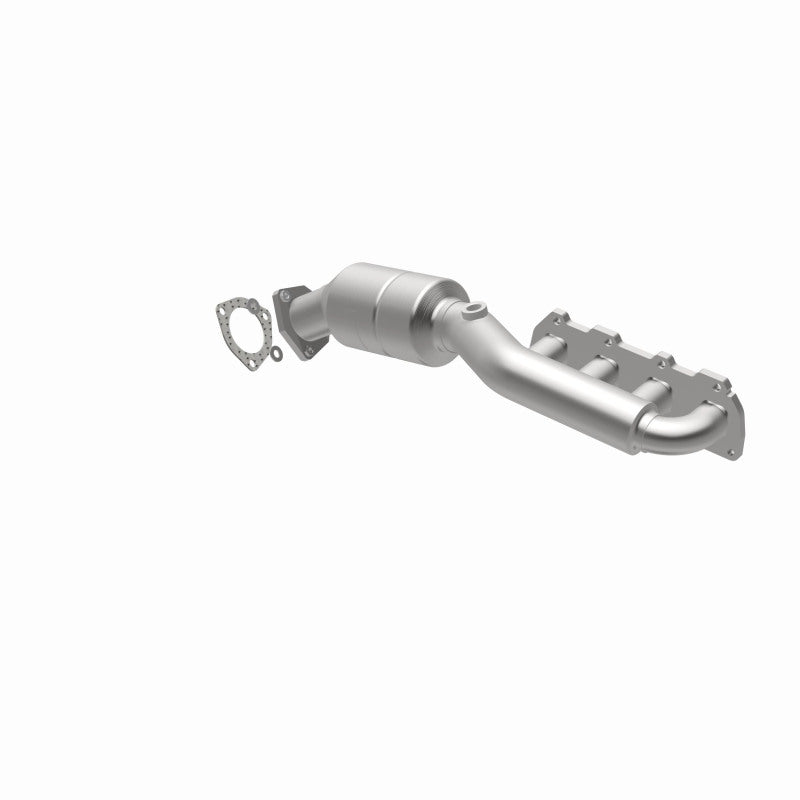 MagnaFlow Conv DF 02-04 VW Passat 4.0L Magnaflow