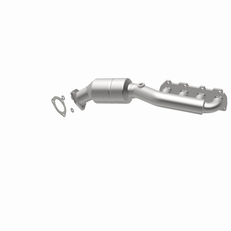 MagnaFlow Conv DF 02-04 VW Passat 4.0L Magnaflow