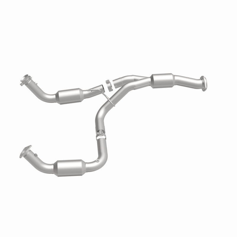 Magnaflow 12-17 Chevrolet Express 3500 6.0L Direct Fit Converter Magnaflow