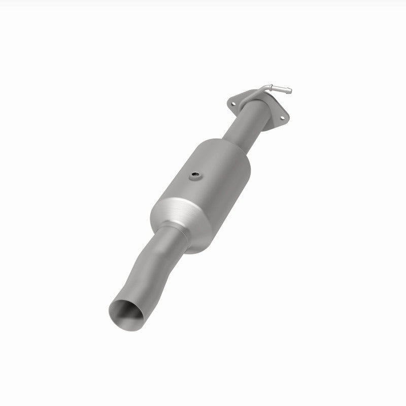 MagnaFlow 09-10 Ford F-550 Super Duty V10 6.8L Rear Underbody Direct Fit Catalytic Converter Magnaflow