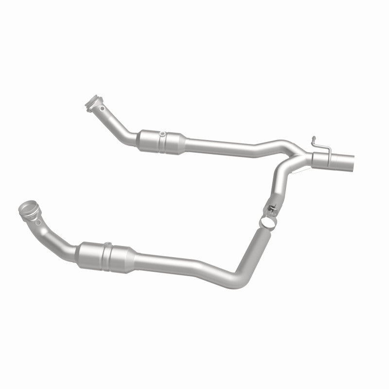 Magnaflow Conv DF 2009-2012 E-150 5.4 L Underbody Magnaflow