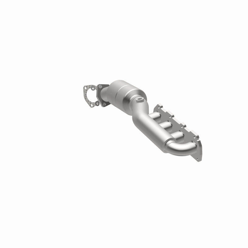 MagnaFlow Conv DF 02-04 VW Passat 4.0L Magnaflow