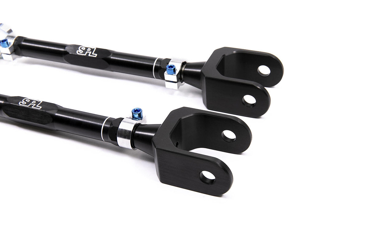 SPL RTR G29 adjustable rear traction links for Toyota Supra A90 and BMW G-series, designed to reduce wheel hop and improve rear stability under load