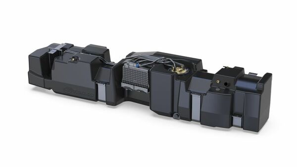 Titan Fuel Tanks 17-19 GM 2500 66 Gal Extra HD Cross-Linked PE XXL Mid-Ship Repl. Tank - Crew Cab LB - eliteracefab.com