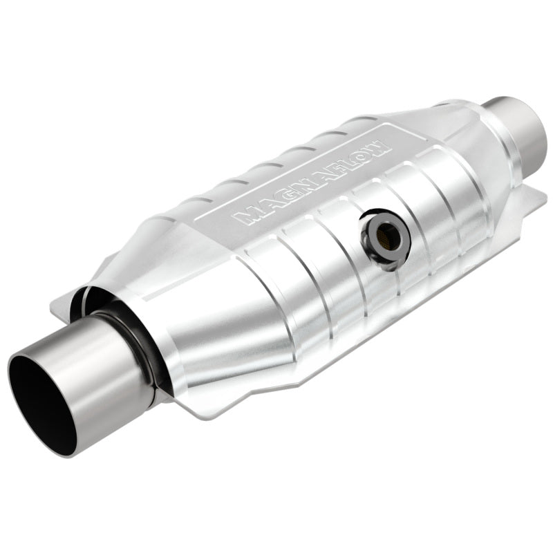 MagnaFlow Conv Univ 2.25in Inlet/Outlet Center/Center Round 3in Body L x 5in W x 8.75in Overall L