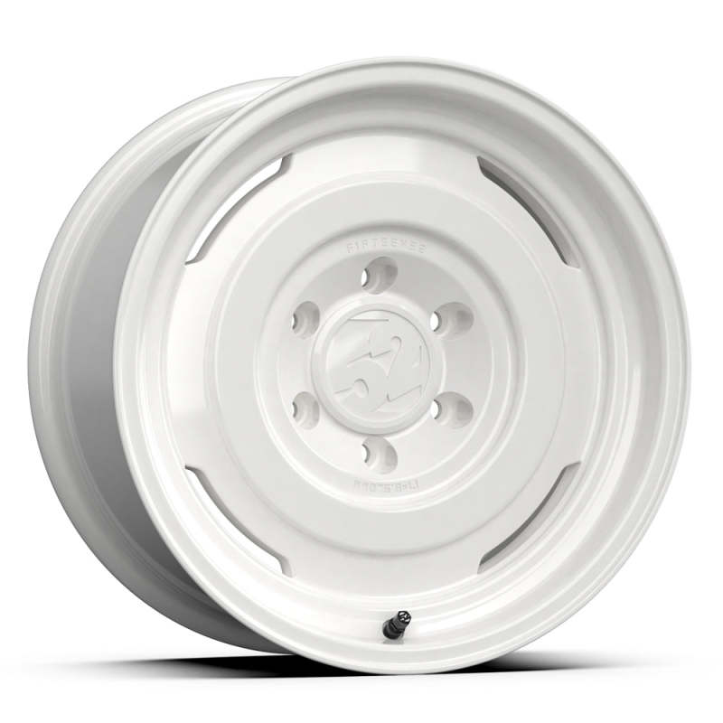 fifteen52 Analog HD 17x8.5 6x139.7 0mm ET 106.2mm Center Bore Gloss White Wheel fifteen52