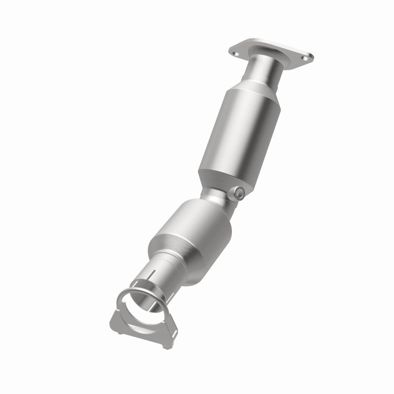 Magnaflow Conv DF 2010-2015 Prius L4 1.8 OEM Underbody Magnaflow