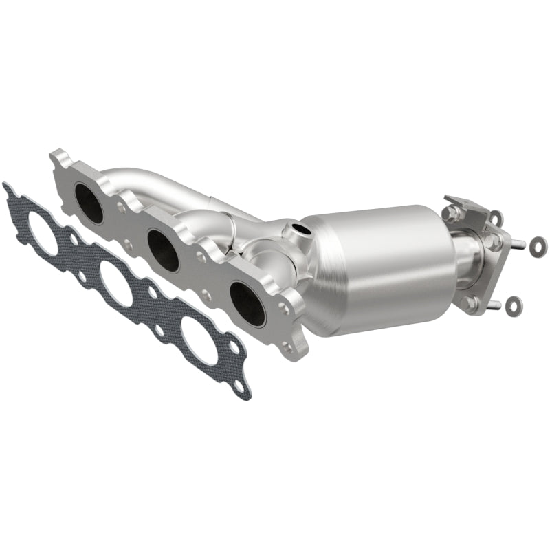 Magnaflow 11-14 Volvo XC90 3.2L EPA Compliant Manifold w/ Catalytic Converter Magnaflow