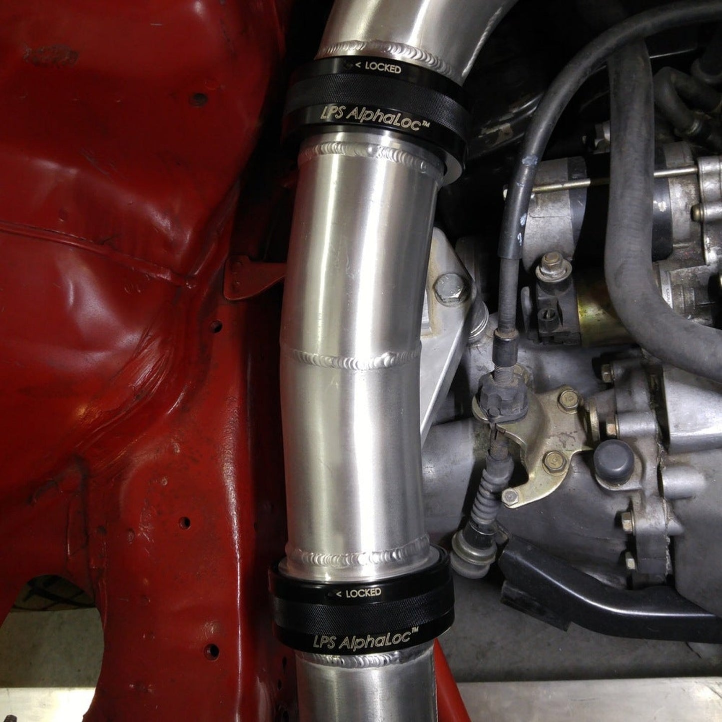 LPS AlphaLoc 4" Black Intercooler and Coolant Tube Coupler - eliteracefab.com