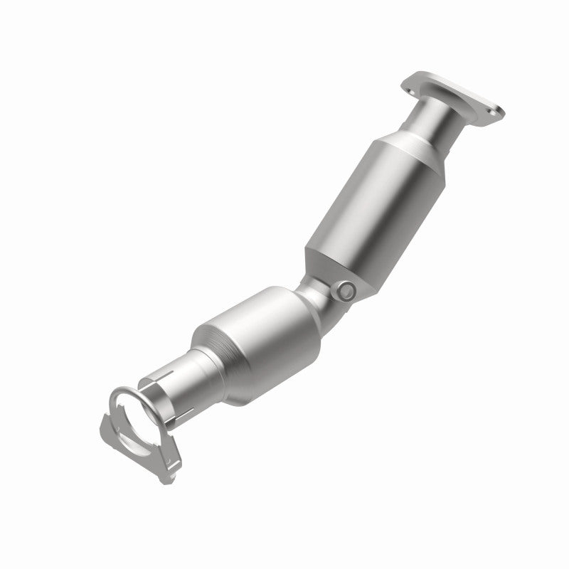 Magnaflow Conv DF 2010-2015 Prius L4 1.8 OEM Underbody Magnaflow