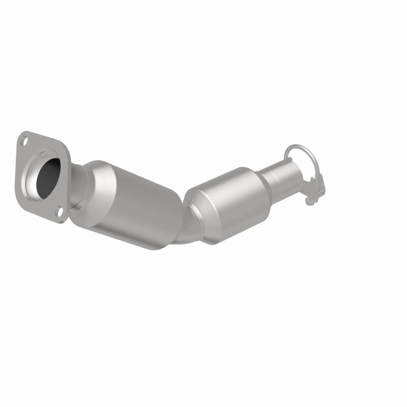 Magnaflow Conv DF 2010-2015 Prius L4 1.8 OEM Underbody Magnaflow
