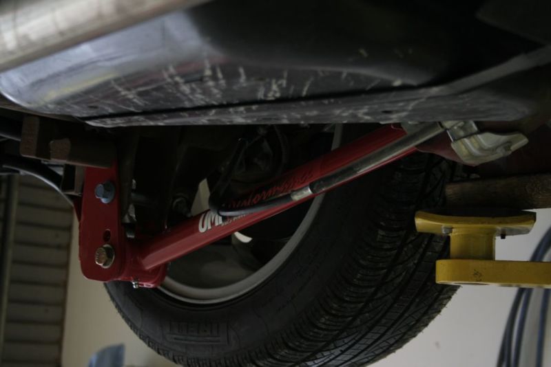 UMI Performance 2005-2014 Ford Mustang Rear Anti-Hop Kit, Stage 1- 103560-R