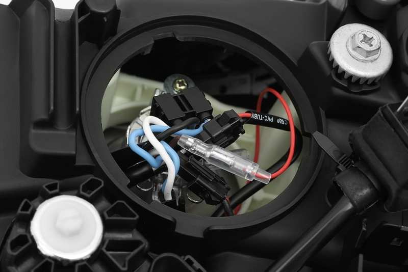 AlphaRex 880804 14-20 Toyota Tundra LUXX LED Proj Headlights Plank Style Alpha Black w/Activ Light/DRL