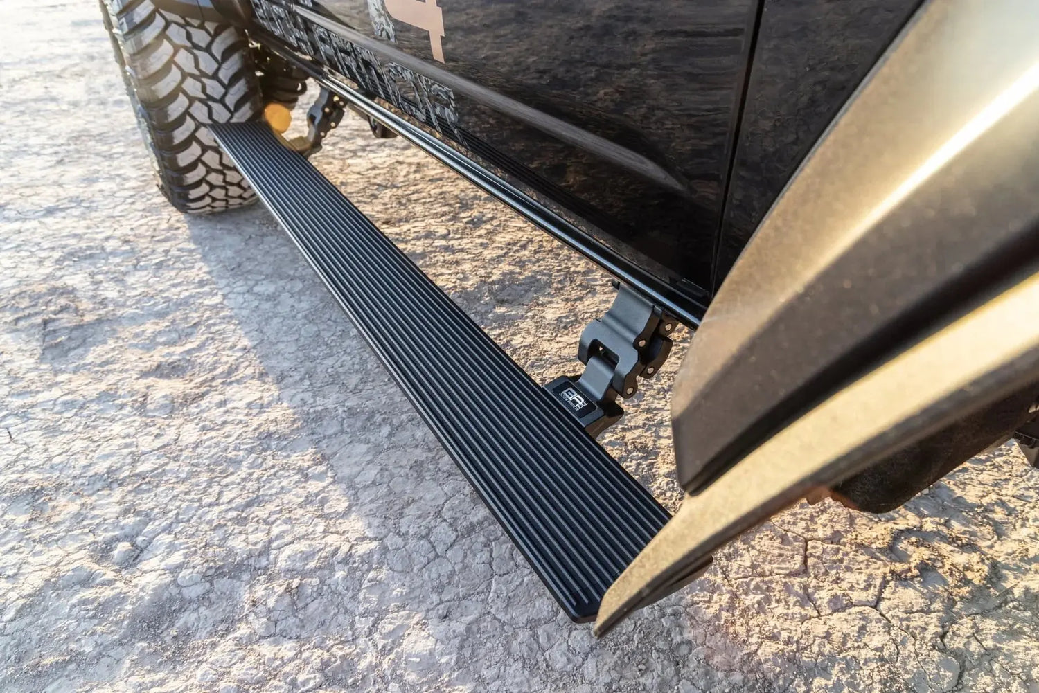 Body Armor 4x4 side steps for Jeeps trucks SUVs lifted builds and off-road vehicle access
