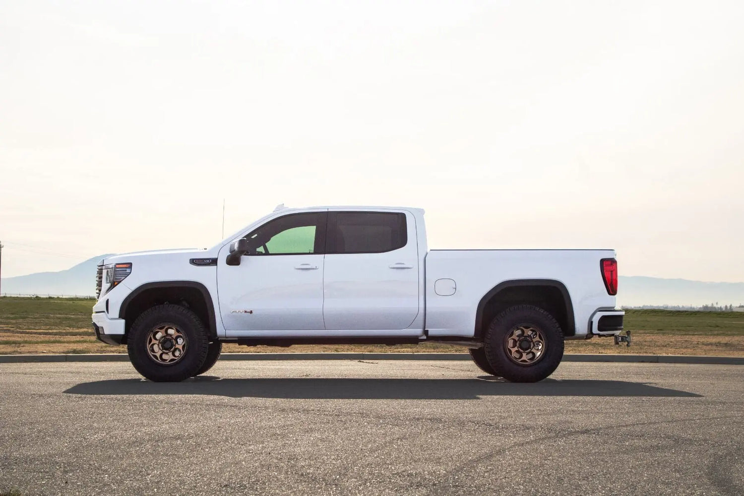 Cognito leveling kits for Chevy Silverado GMC Sierra Ford Super Duty Ram Toyota trucks and SUVs