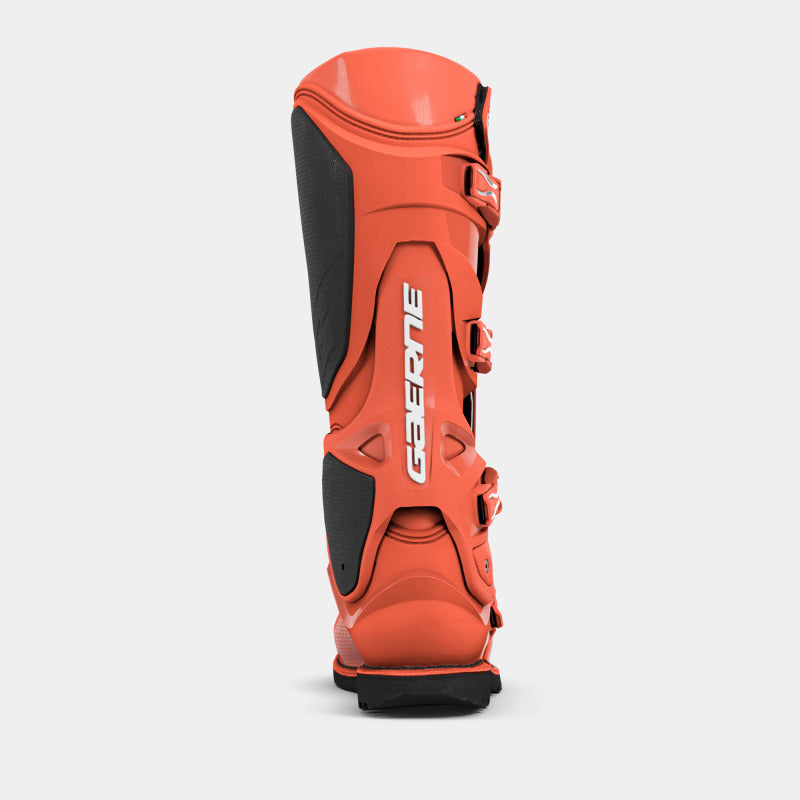 SG22 Limited Edition Gore-Tex Enduro Sedona Red Size 10