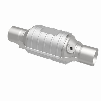 MagnaFlow Conv Univ 2.5in Inlet/Outlet Center/Center Round 9in Body L x 5.125in W x 13in Overall L Magnaflow