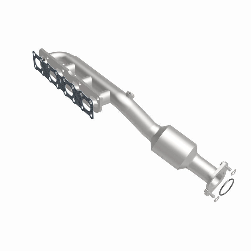 Magnaflow 2004 Nissan Titan 5.6L Direct Fit Converter Magnaflow