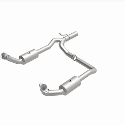 Magnaflow 09-13 Ford E-350 Super Duty V10 6.8 OEM Underbody Direct Fit Catalytic Converter Magnaflow
