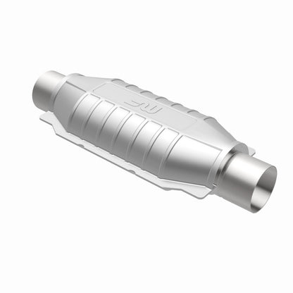 MagnaFlow Conv Universal 2.25in Inlet/Outlet Center/Center Oval Magnaflow