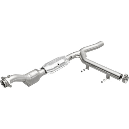 MagnaFlow Conv DF 97-98 Ford Trucks 4.6L Magnaflow