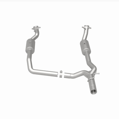 Magnaflow 09-13 Ford E-350 Super Duty V10 6.8 OEM Underbody Direct Fit Catalytic Converter Magnaflow