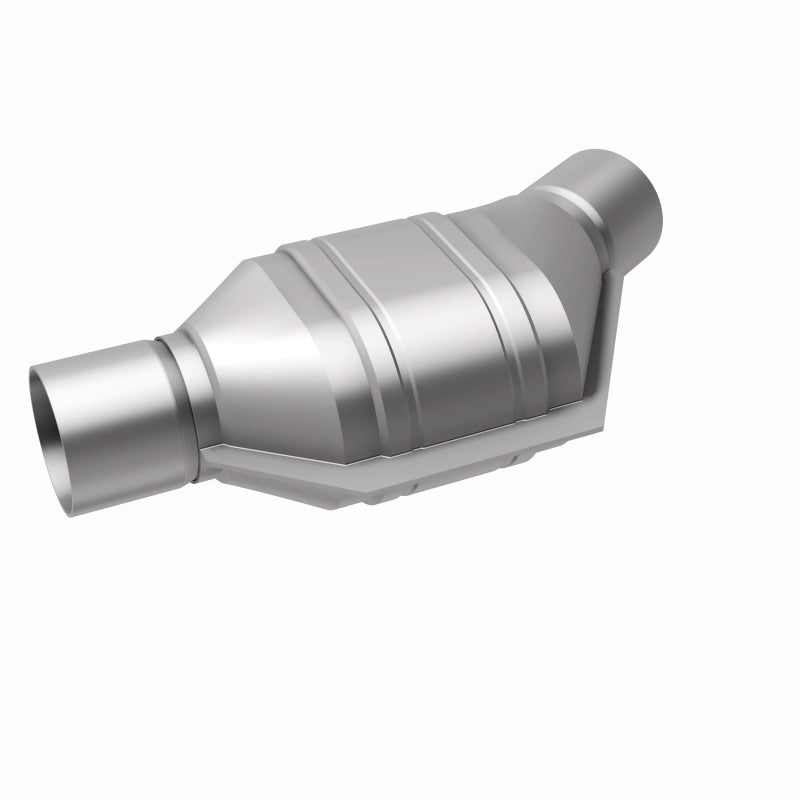 MagnaFlow Conv Univ 2.25in Inlet/Outlet Angled Offset/Center Calif OBDII Magnaflow