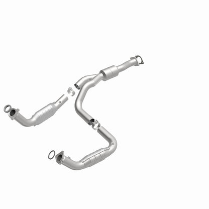 Magnaflow Conv DF 2011-2012 EXPRESS 2500 6.0L 6.0L Underbody Magnaflow