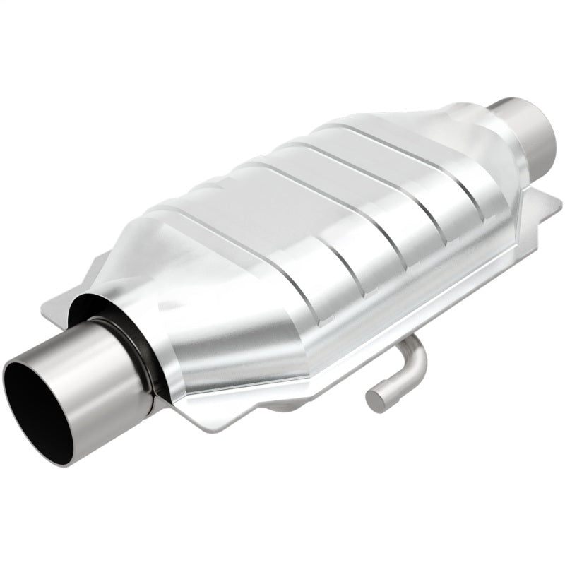 MagnaFlow Conv Universal 2.5in Inlet 2.5in Outlet 16in Length 6.375in Width