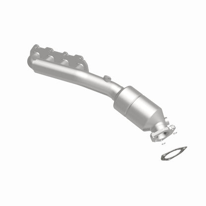 MagnaFlow Conv DF 02-04 VW Passat 4.0L Magnaflow