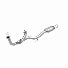 Load image into Gallery viewer, MagnaFlow Conv DF 97-02 Toyota Carmry 3.0L