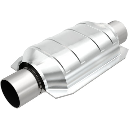MagnaFlow Conv Univ 2.25 inch Inlet/Outlet Center/Center Oval (CA OBDII) Magnaflow