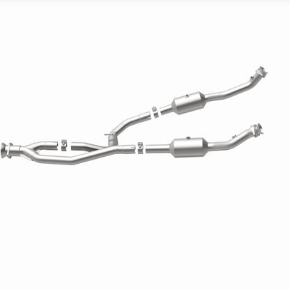 MagnaFlow 20-21 Ford Transit-150 Single Underbody V6 3.5L RWD Direct-Fit Catalytic Converter Magnaflow